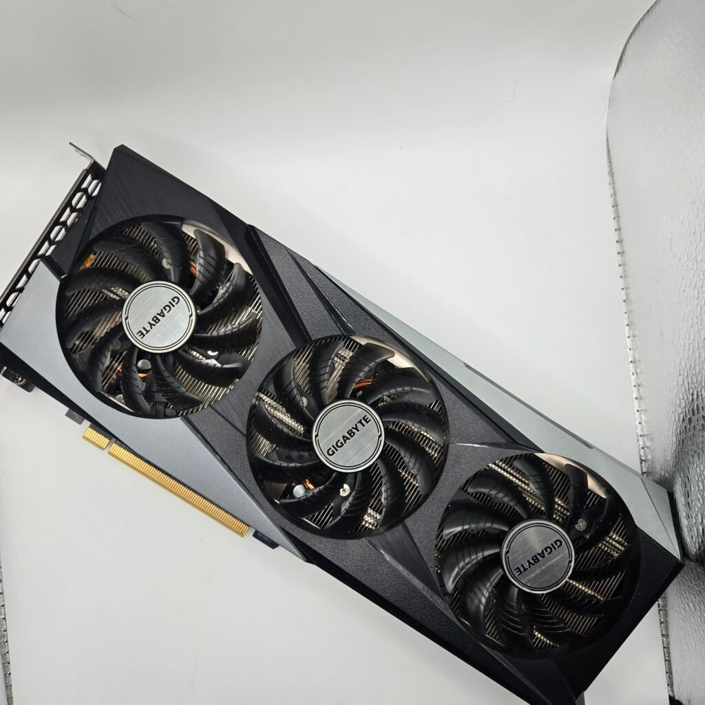 Gigabyte RTX 3060 GAMING OC 12GB GDDR6 (Rev 2.0) | Triple Fan | RGB | Like New